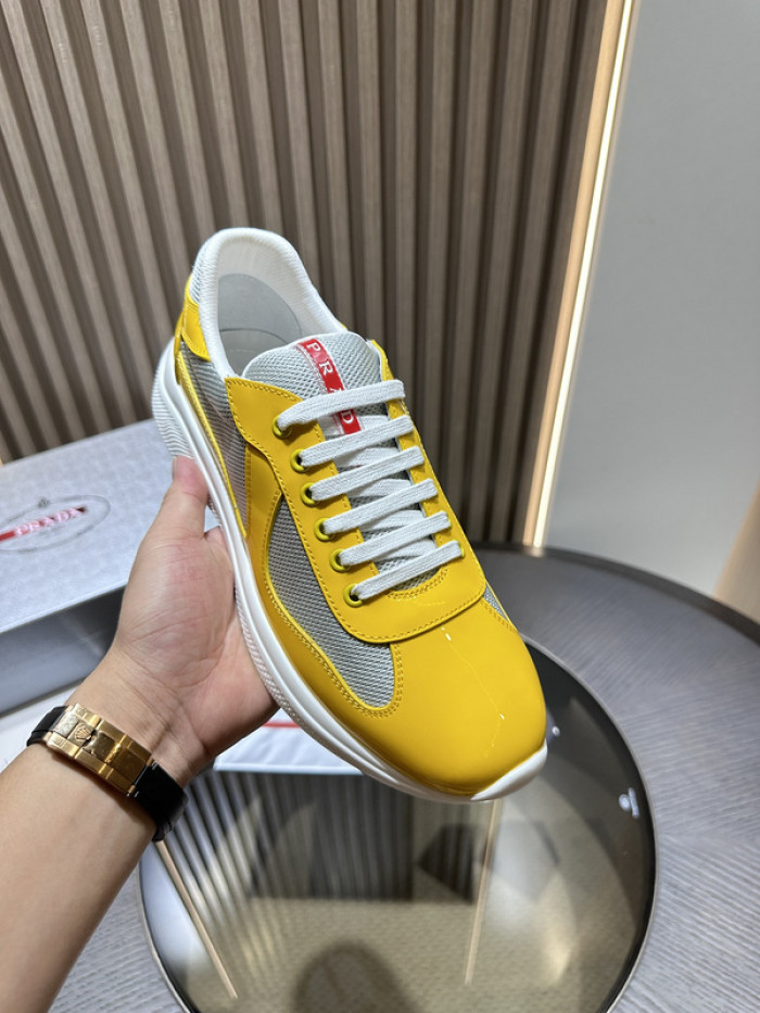 Prada 40
