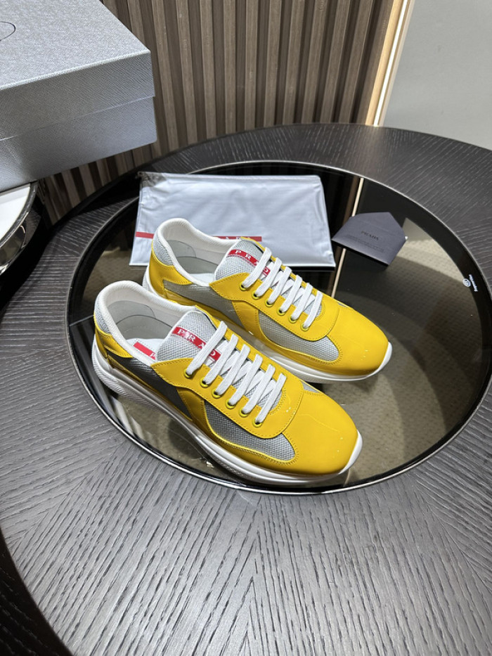 Prada 40