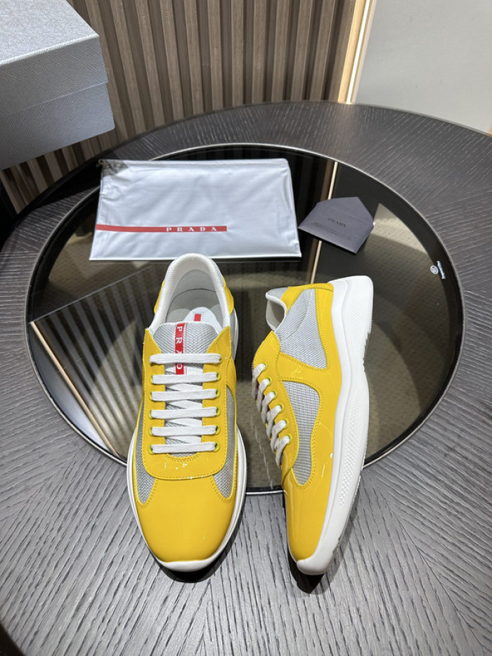 Prada 40