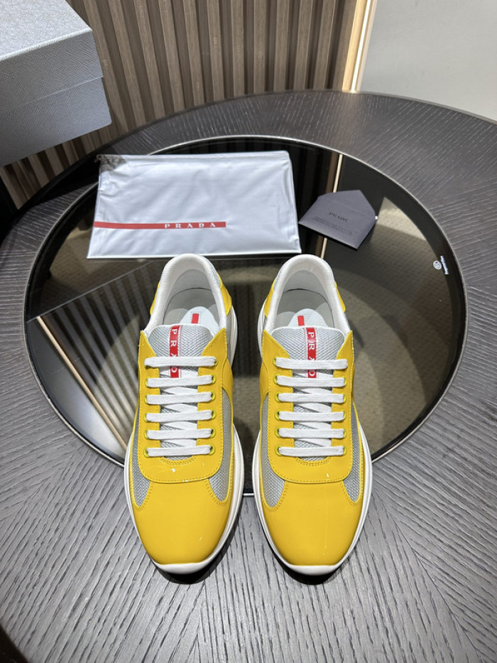 Prada 40