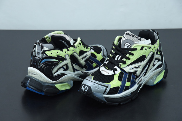 SNEAKER RUNNER 21