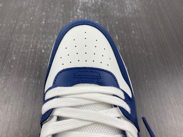 off-white out of office -16