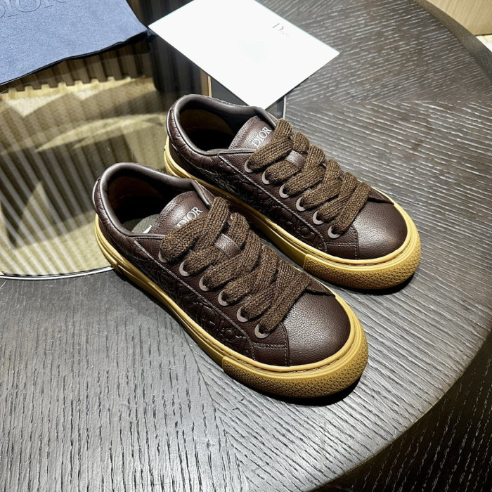 D10r B33 SNEAKERS-13