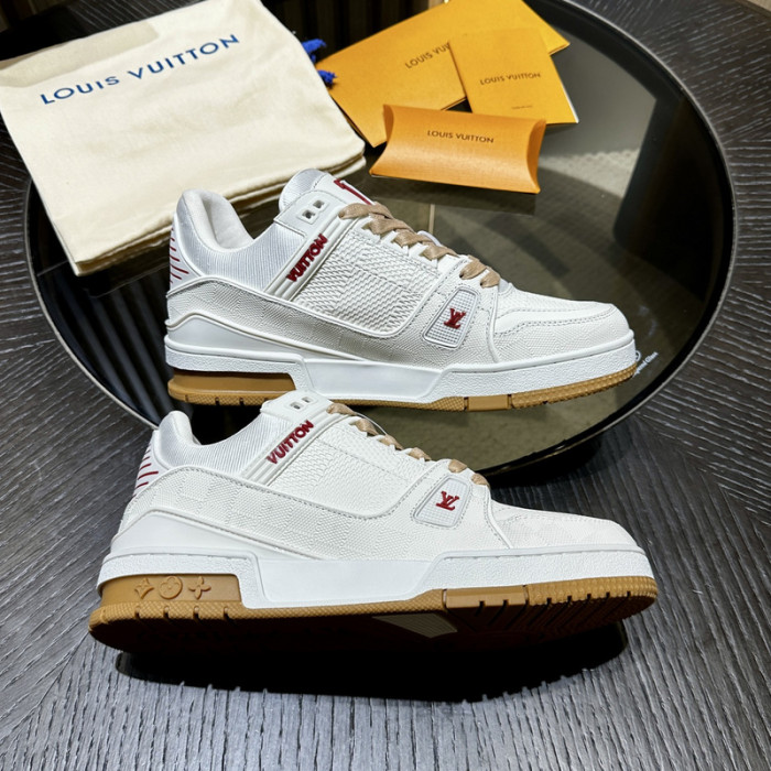 LV snekaers 158