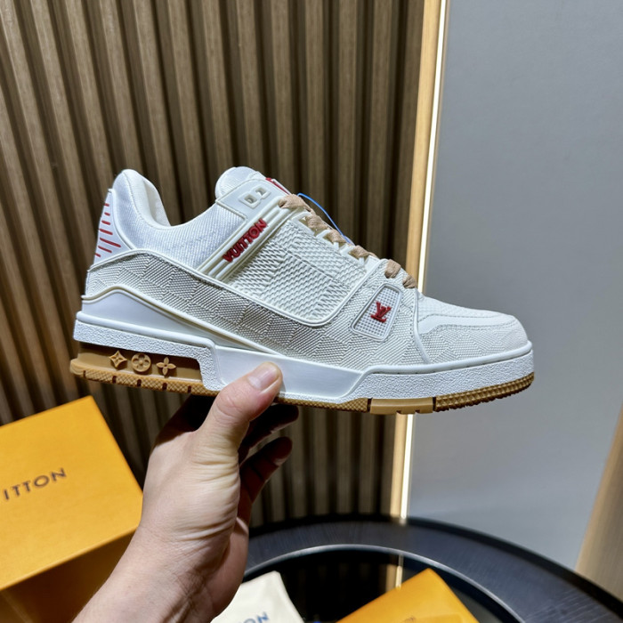 LV snekaers 158