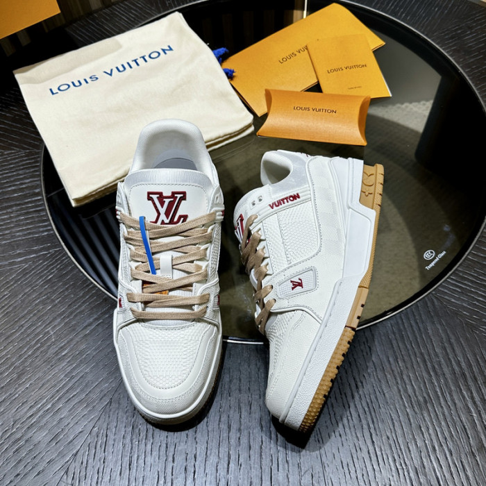 LV snekaers 158