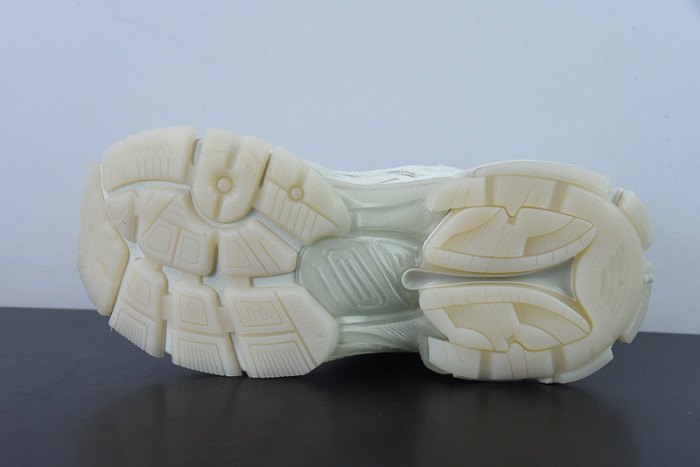 SNEAKER RUNNER 14