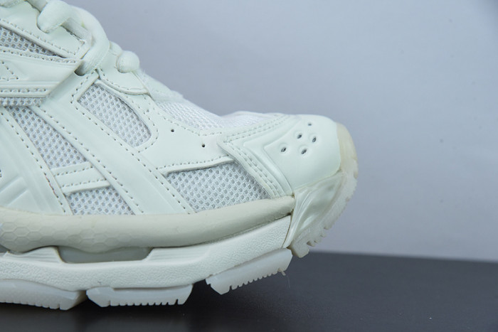 SNEAKER RUNNER 14