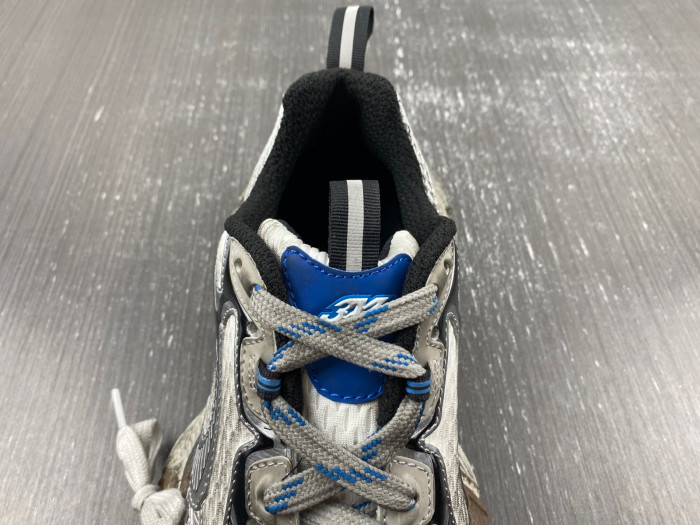 IAGA -PHANTOM SNEAKER-21