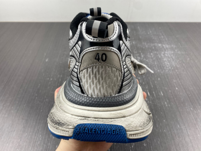 IAGA -PHANTOM SNEAKER-21