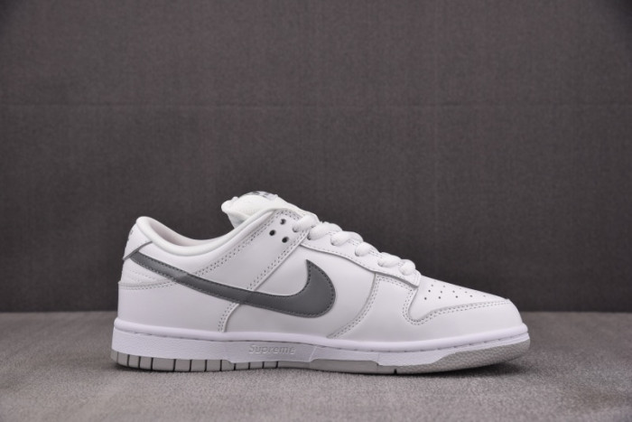 NK SB Dunk Low Supreme 94 White Metallic Silver- HQ8487-100