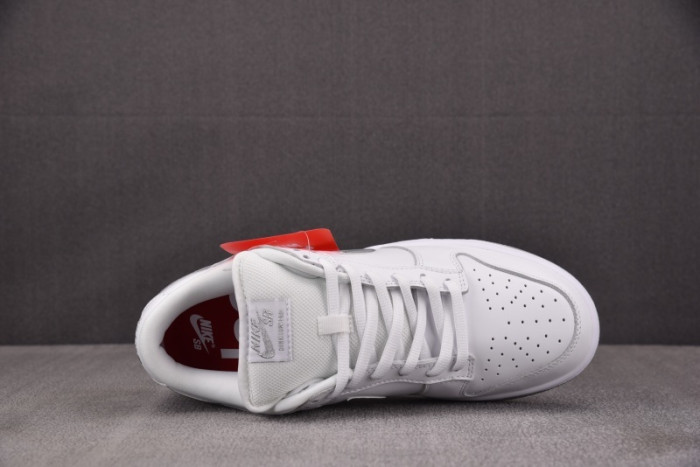 NK SB Dunk Low Supreme 94 White Metallic Silver- HQ8487-100