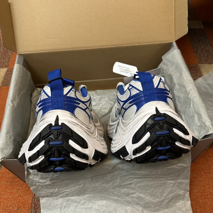 BALENCIAGA 42