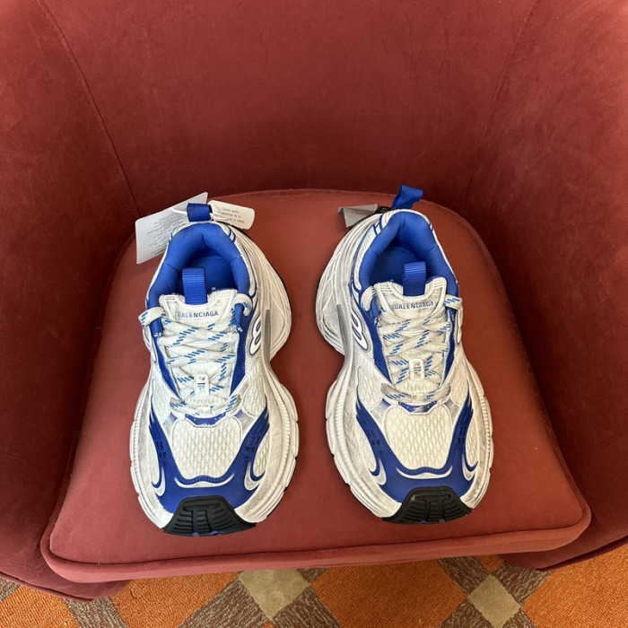 BALENCIAGA 42