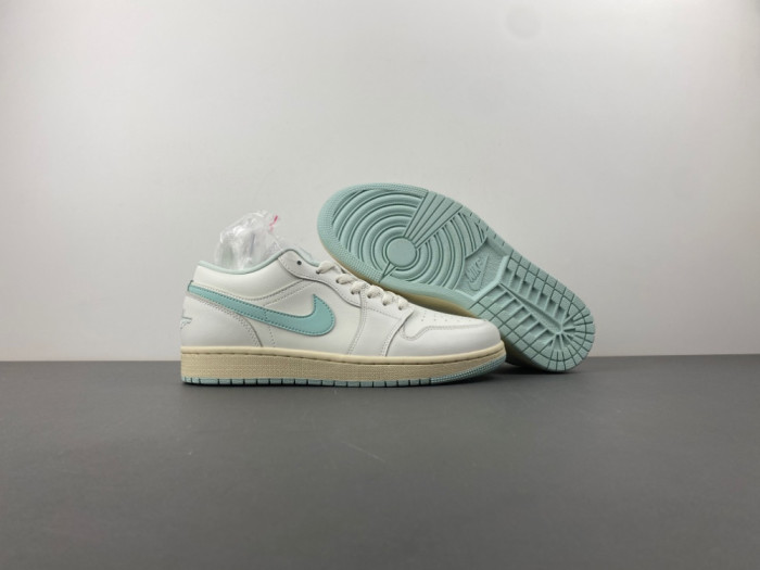 Air Jordan 1 Low -DC0774-134