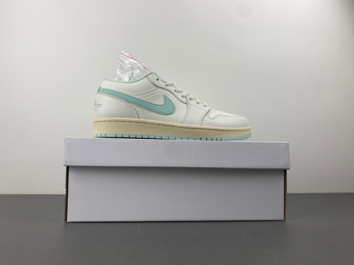 Air Jordan 1 Low -DC0774-134