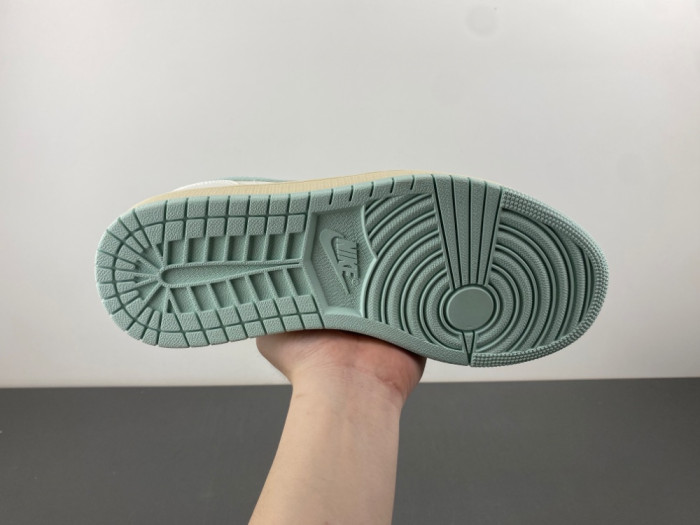 Air Jordan 1 Low -DC0774-134
