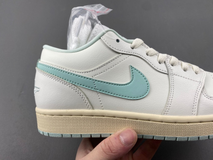 Air Jordan 1 Low -DC0774-134