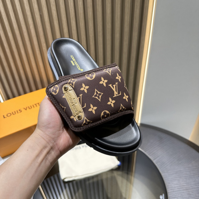 L&V sandal 66