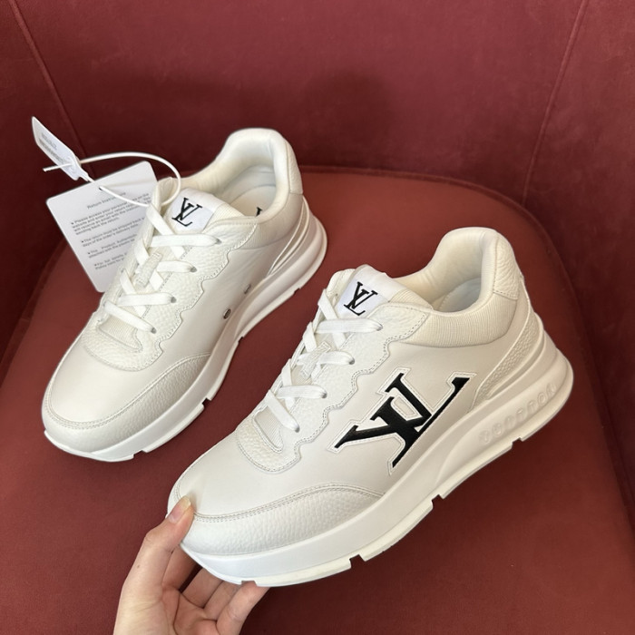 LV snekaers 140