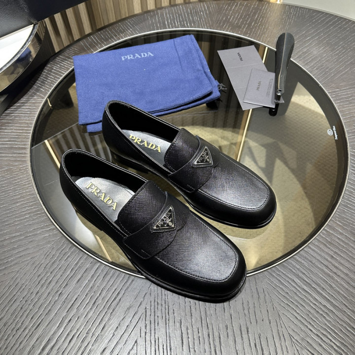 Prada 60