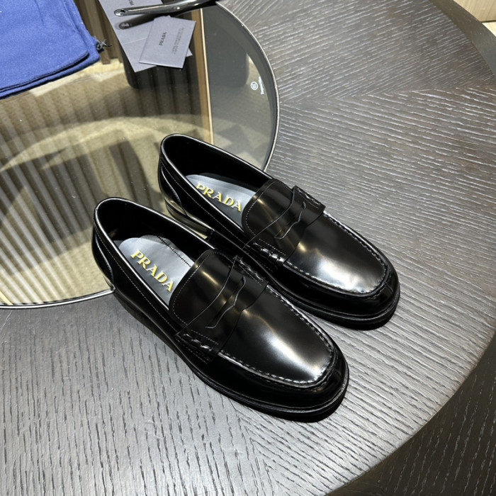 Prada 62