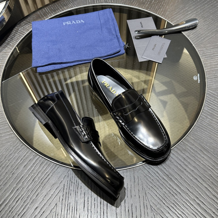 Prada 62