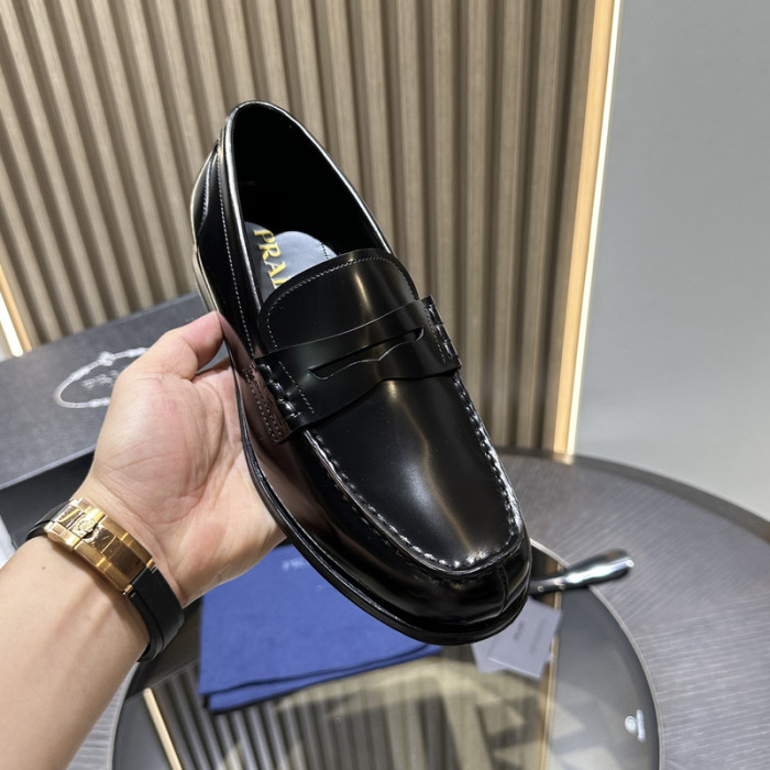 Prada 62