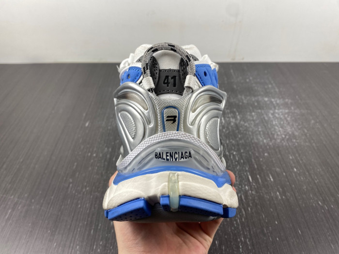 SNEAKER RUNNER 29