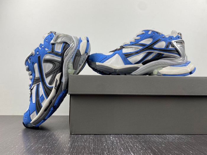 SNEAKER RUNNER 29