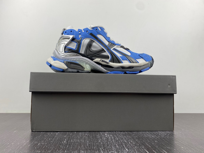 SNEAKER RUNNER 29