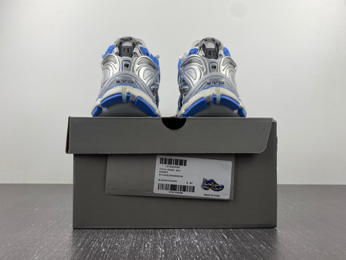 SNEAKER RUNNER 29