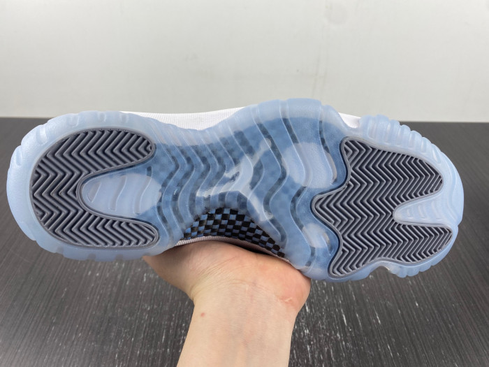jordan 11 retro low cement grey-av2187-140
