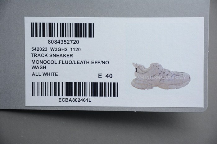 SNEAKER -202210132