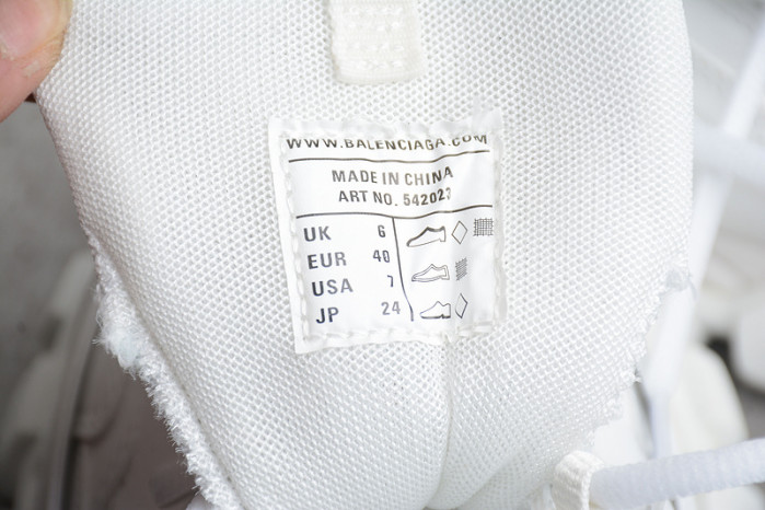SNEAKER -202210132