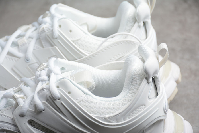SNEAKER -202210132
