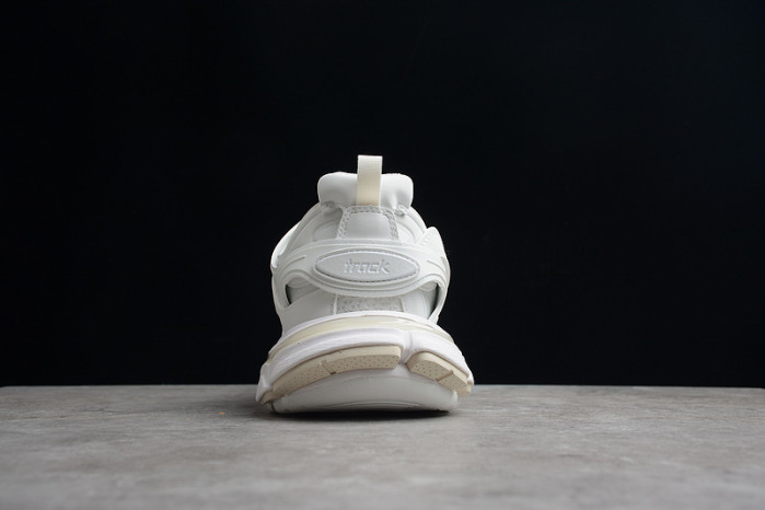 SNEAKER -202210132