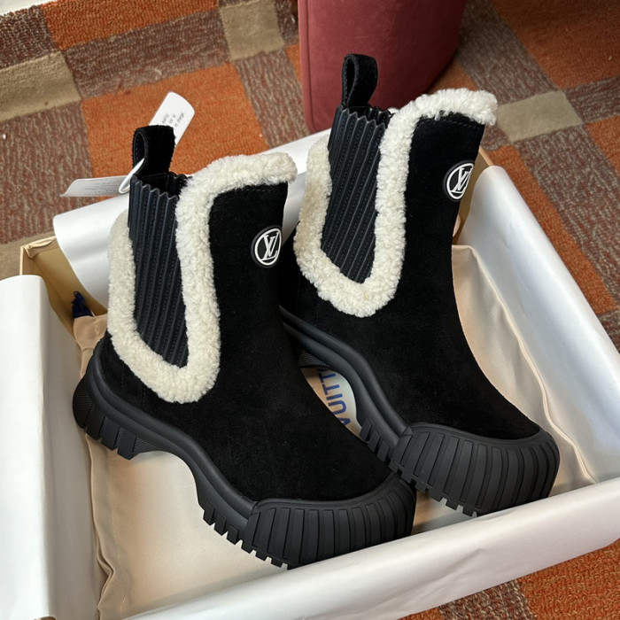 LV snekaers 117