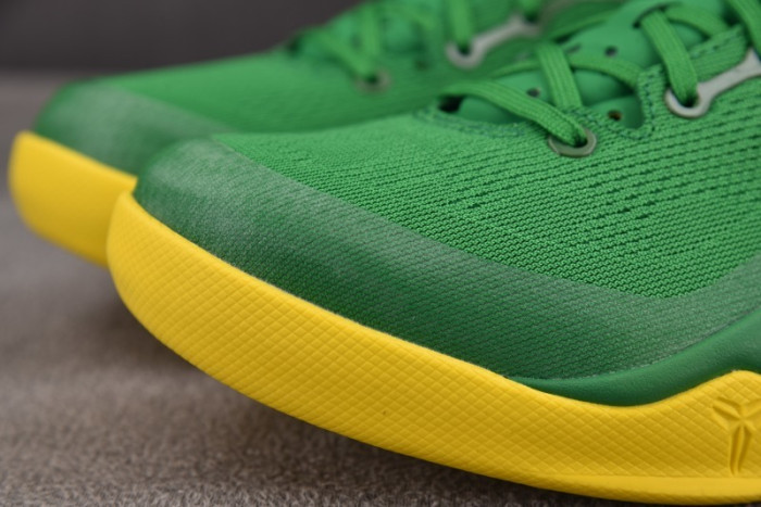 NK Kobe 8 OREGON DUCKS PE PACK-OWID2208