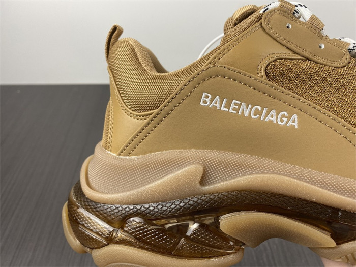 SNEAKER -202207138