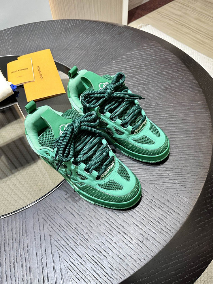 LV snekaers 182