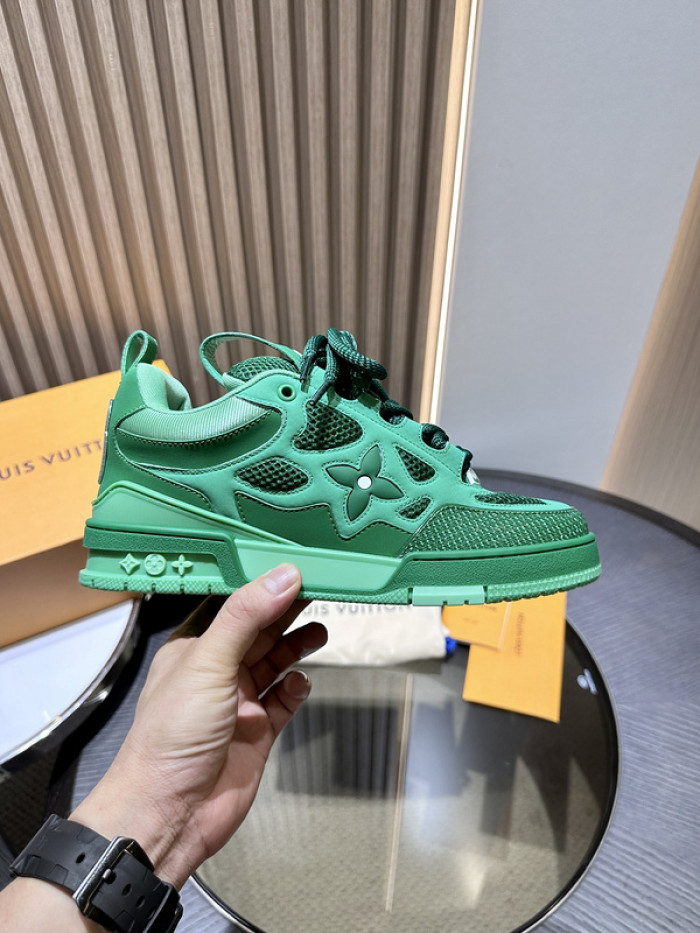 LV snekaers 182