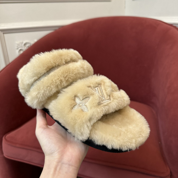 L&V sandal 44