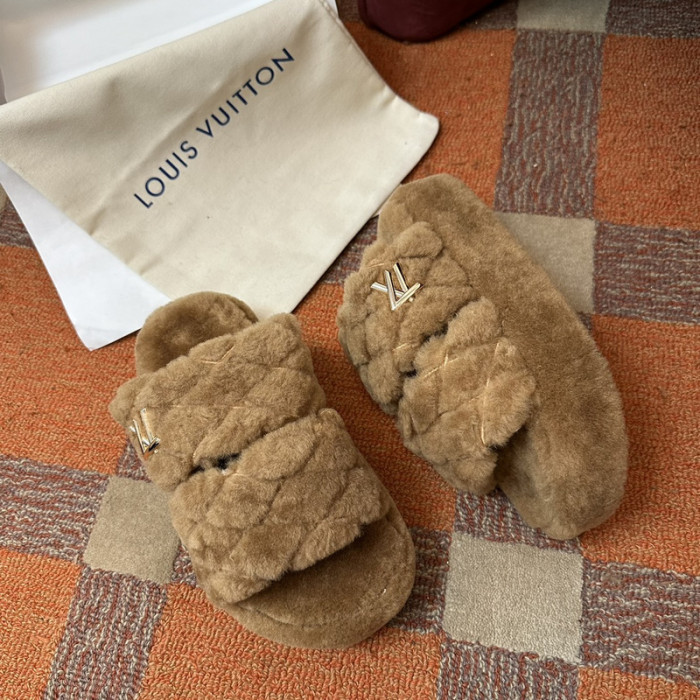 L&V sandal 47