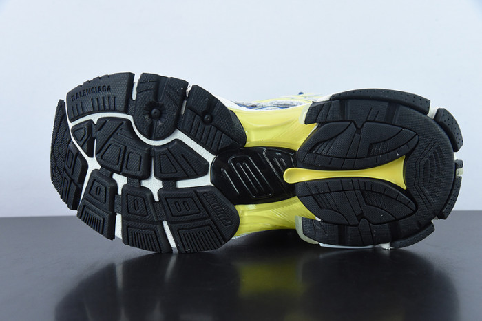 SNEAKER RUNNER 22