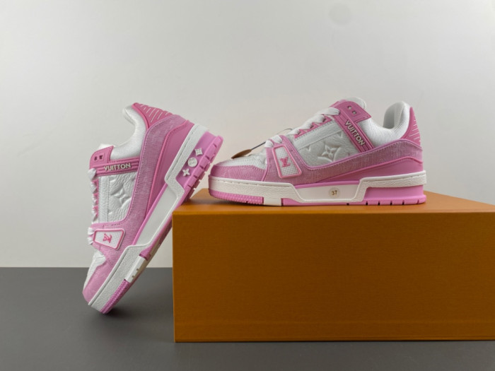 LV snekaers 207