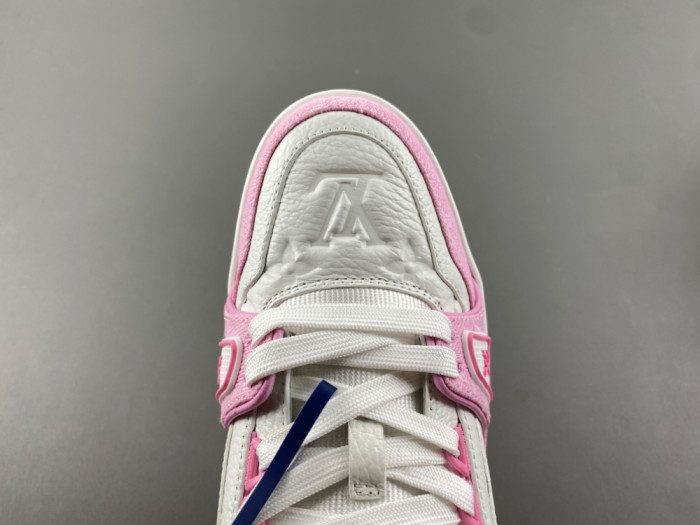 LV snekaers 207