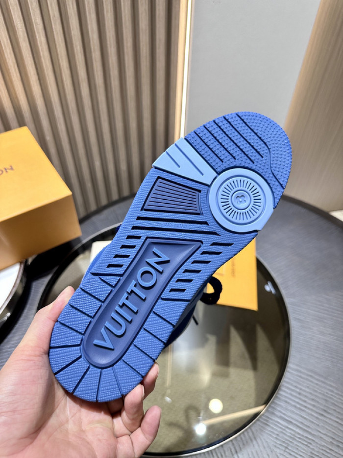 LV snekaers 183