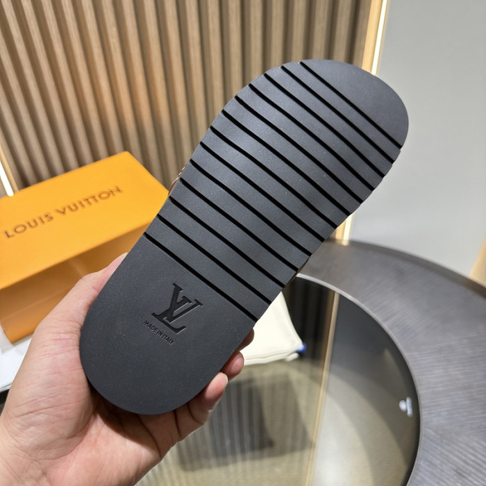 L&V sandal 55