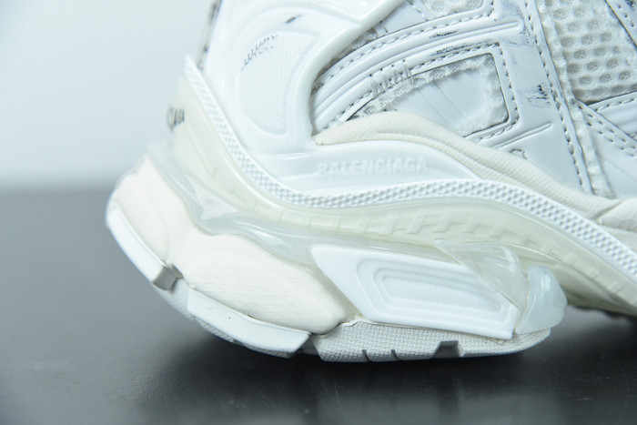 SNEAKER RUNNER 12